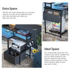Bureau d'Angle en L pour 1 Personne, avec Prise de Courant, Ports USB, Bande LED et Rangement (Noir / Marron Rustique / Chêne Gris / Blanc)